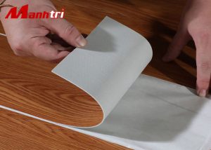 sàn nhựa tự dính