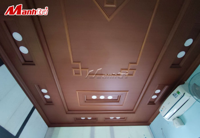ốp trần giả gỗ