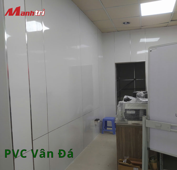 Ốp tường tấm PVC