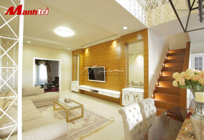 Cầu thang conwood cần bảo trì đặc biệt