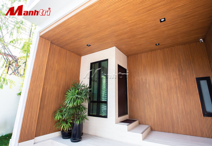 Tấm ốp PVC chống cháy ứng dụng trang trí phòng khách hiện đại